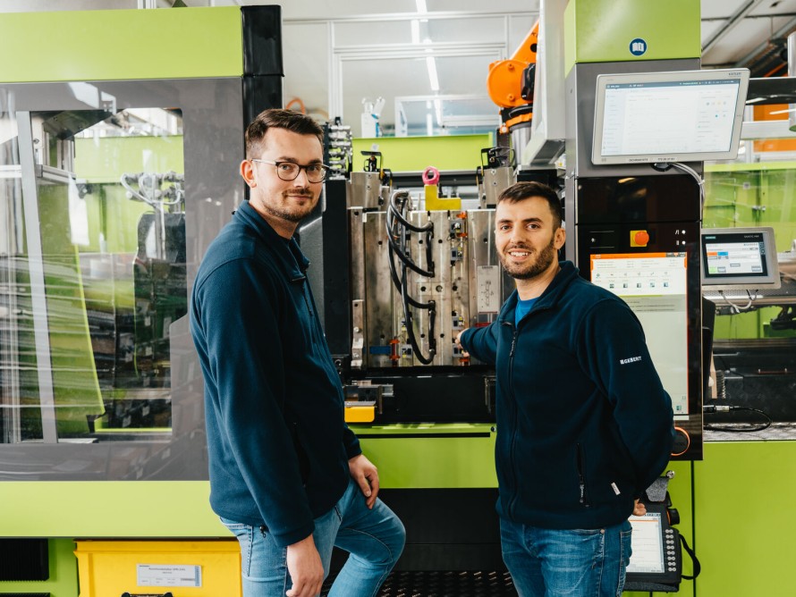 Mennekser på produktionsfabrikken Mennekser på produktionsfabrikken
