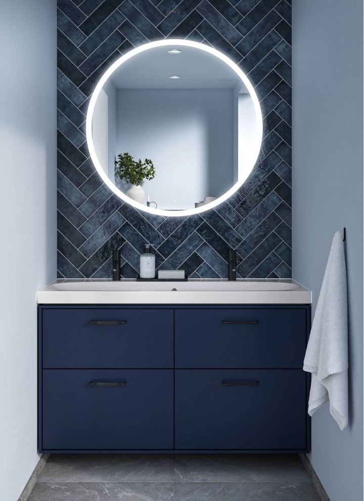 Blå badeværelse med Ifö Sense Art møbel Blå badeværelse med Ifö Sense Art møbel